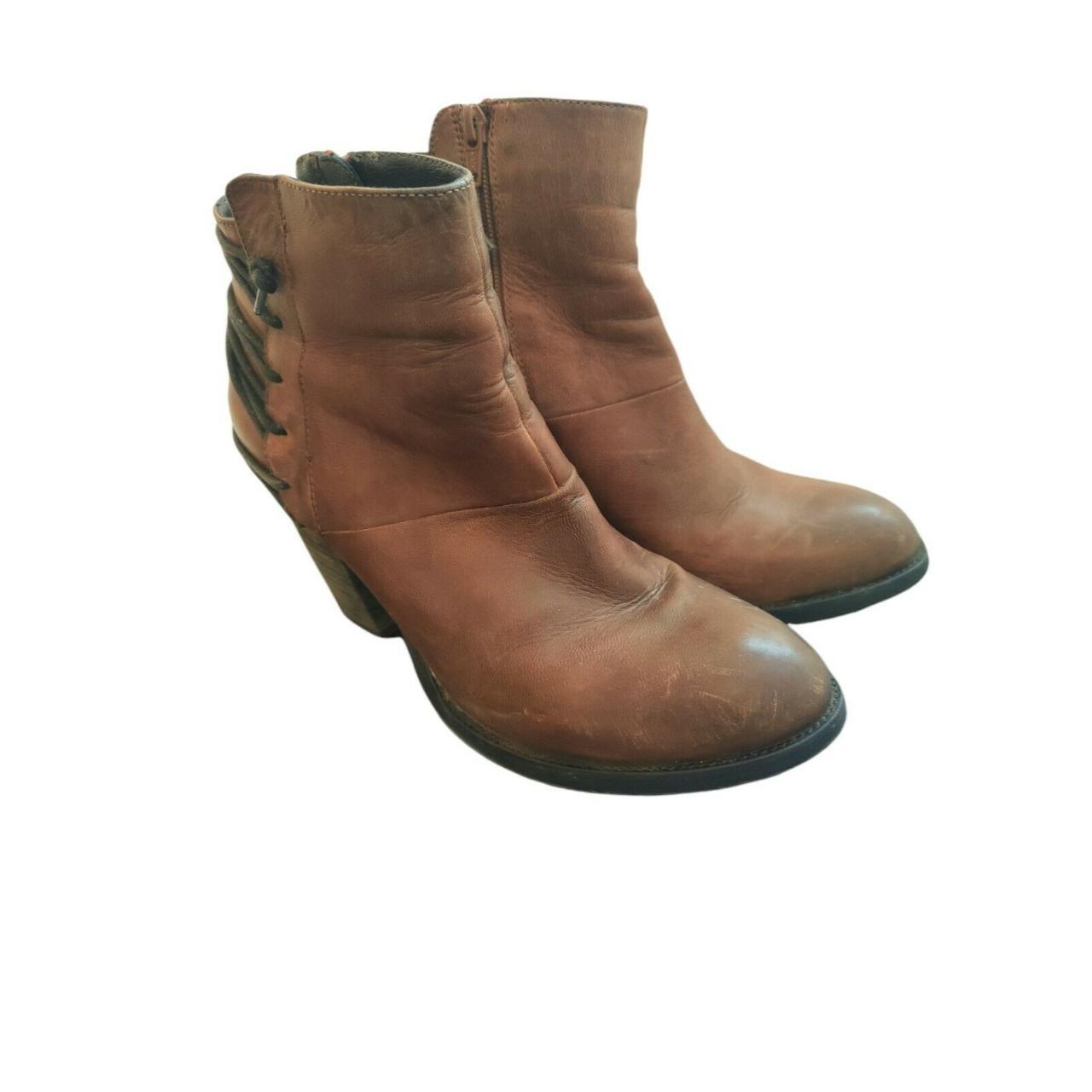 EUC Steve Madden “RAGLIN” Brown Leather Distressed... - Depop