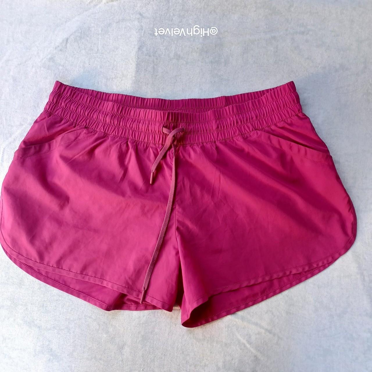 Lorna Jane Women's Pink Shorts | Depop