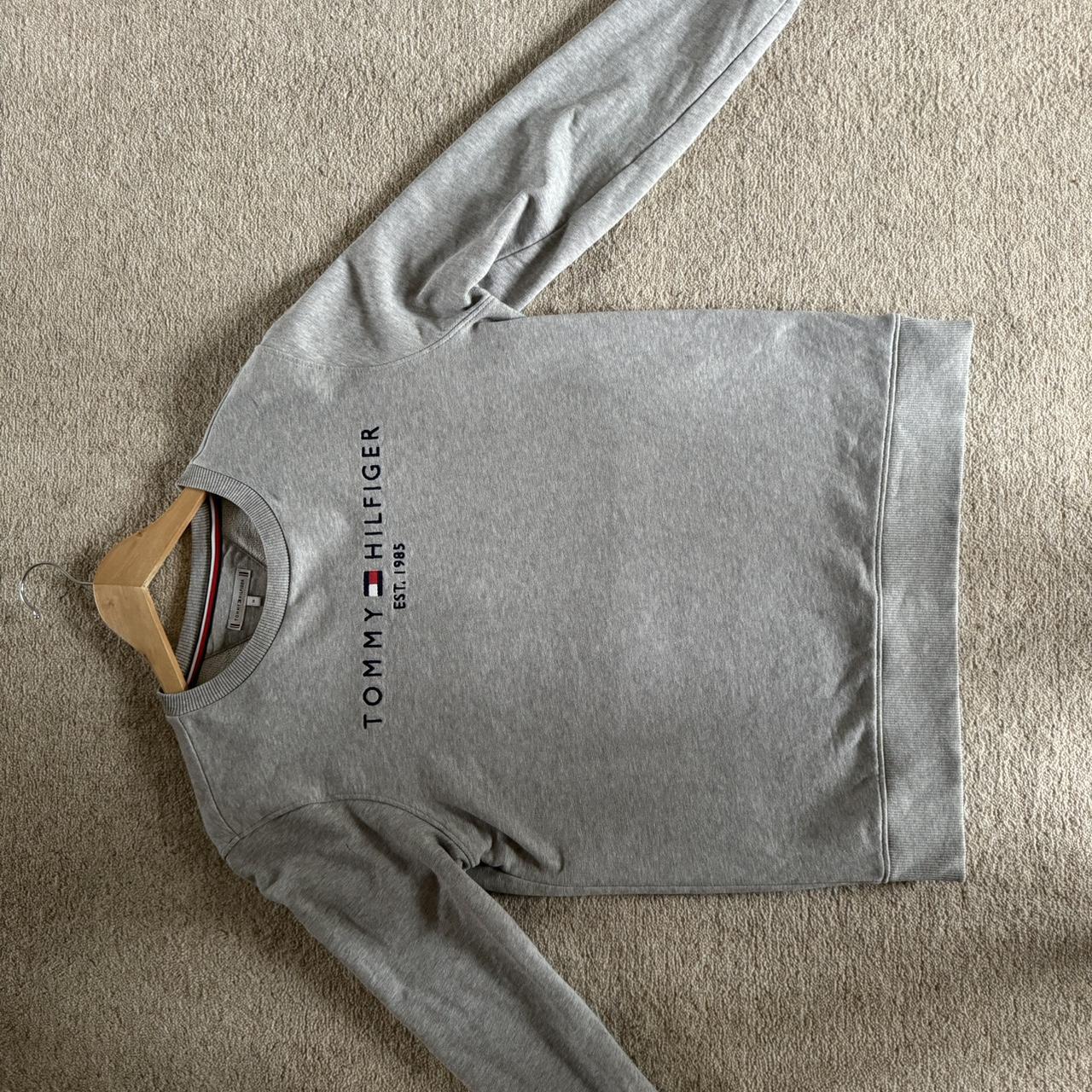 Size Small Tommy Hilfiger Jumper Grey