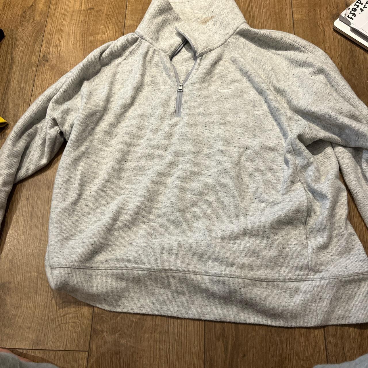 grey vintage nike jumper