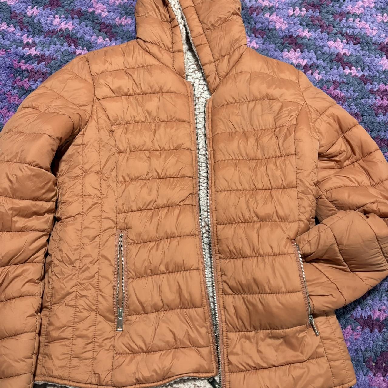 item listed by alidotson40