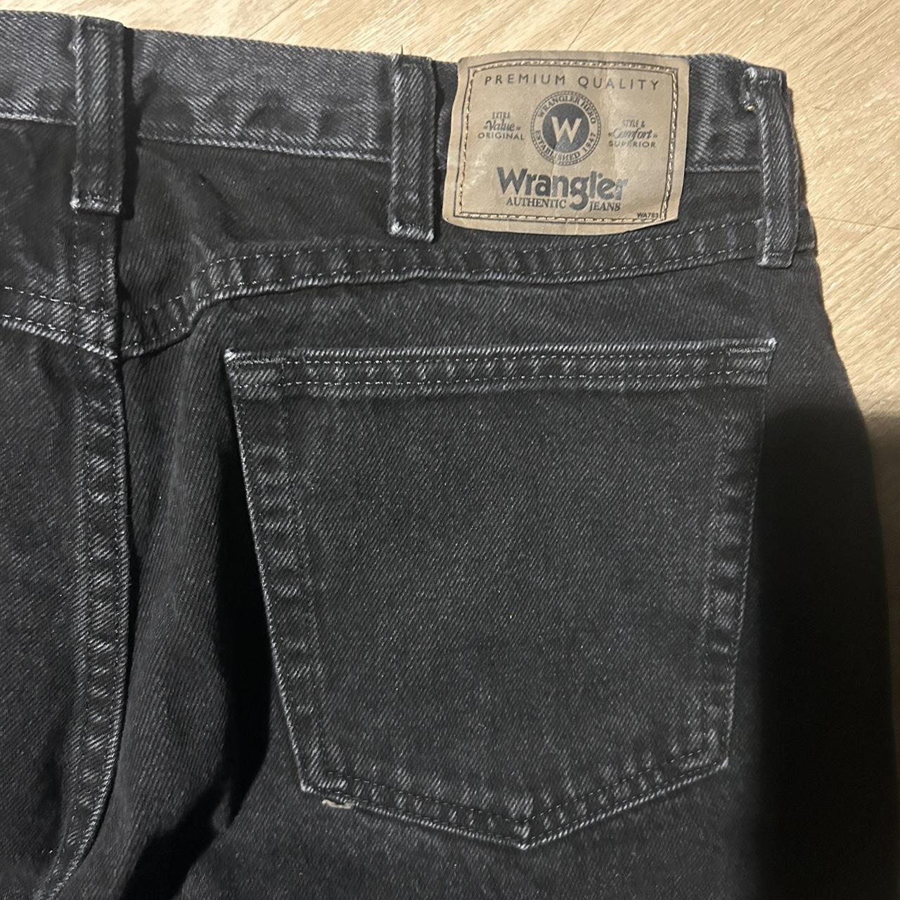 wrangler relaxed fit black jeans 📏36x30 relaxed... - Depop