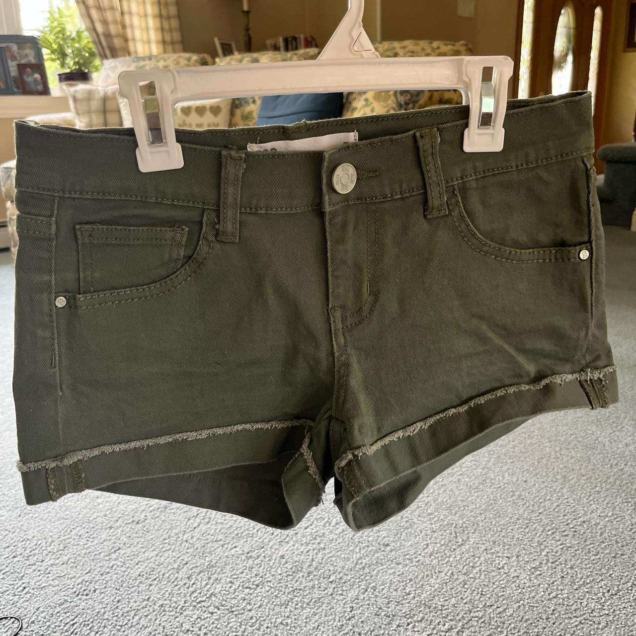 Olive green jean shorts online