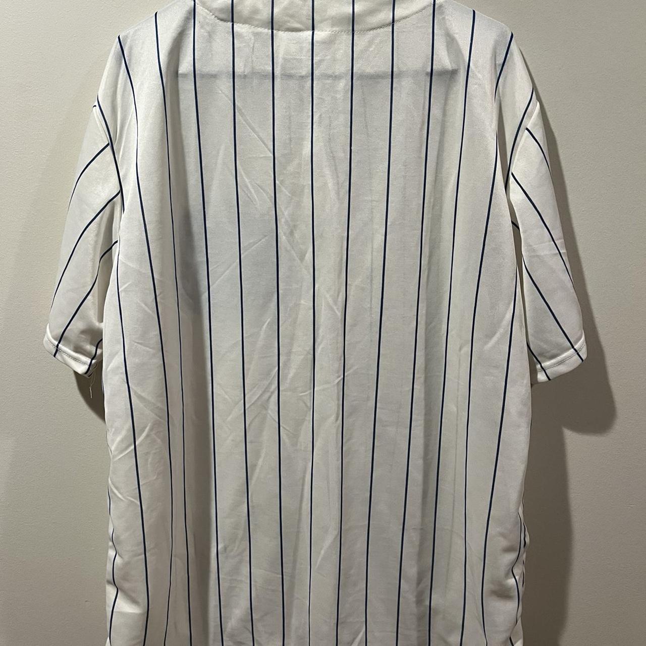 Chicago Cubs Jersey T-Shirt Size XL - Depop