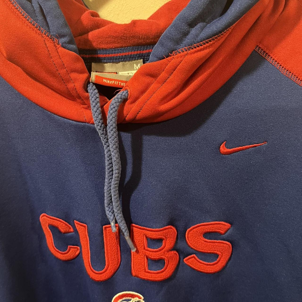 Chicago Cubs x Nike hoodie sz L/M looks a little - Depop