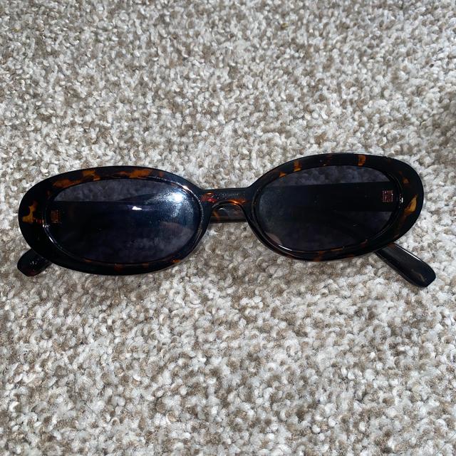 Sell Sunglasses Online Depop