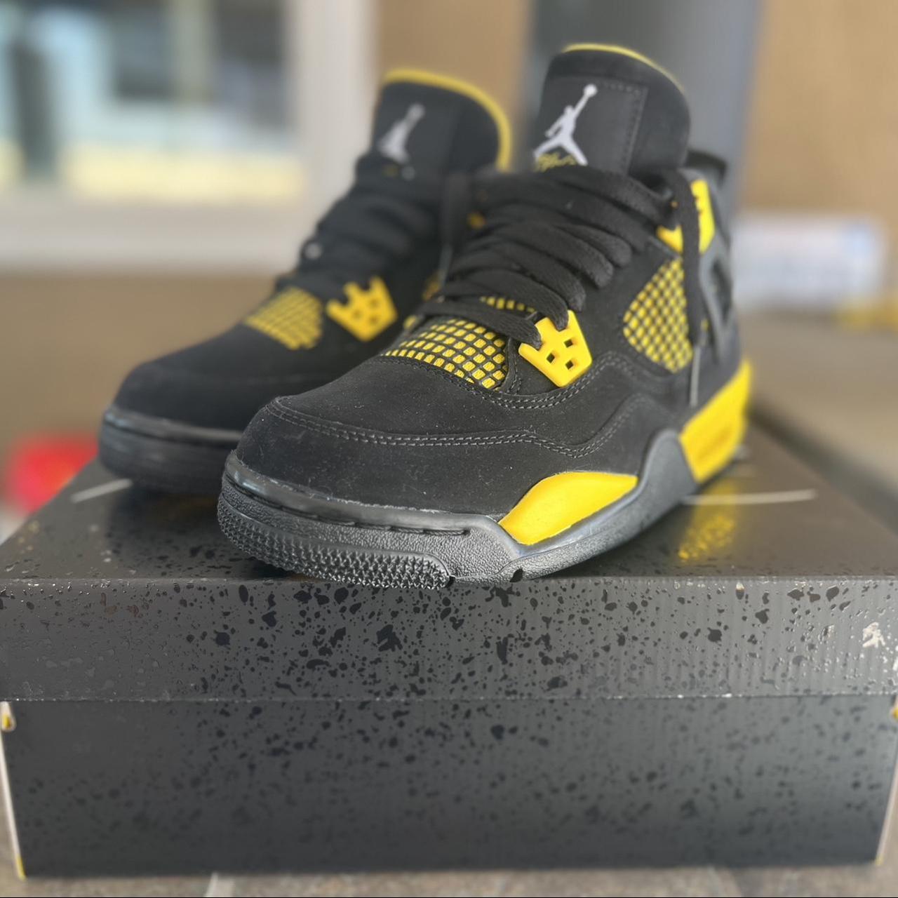 Jordan 4 thunder GS 7Y online / 8.5 wmns