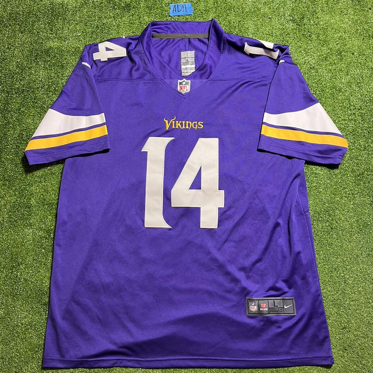 Stefon Diggs stitched nike jersey size large in good - Depop