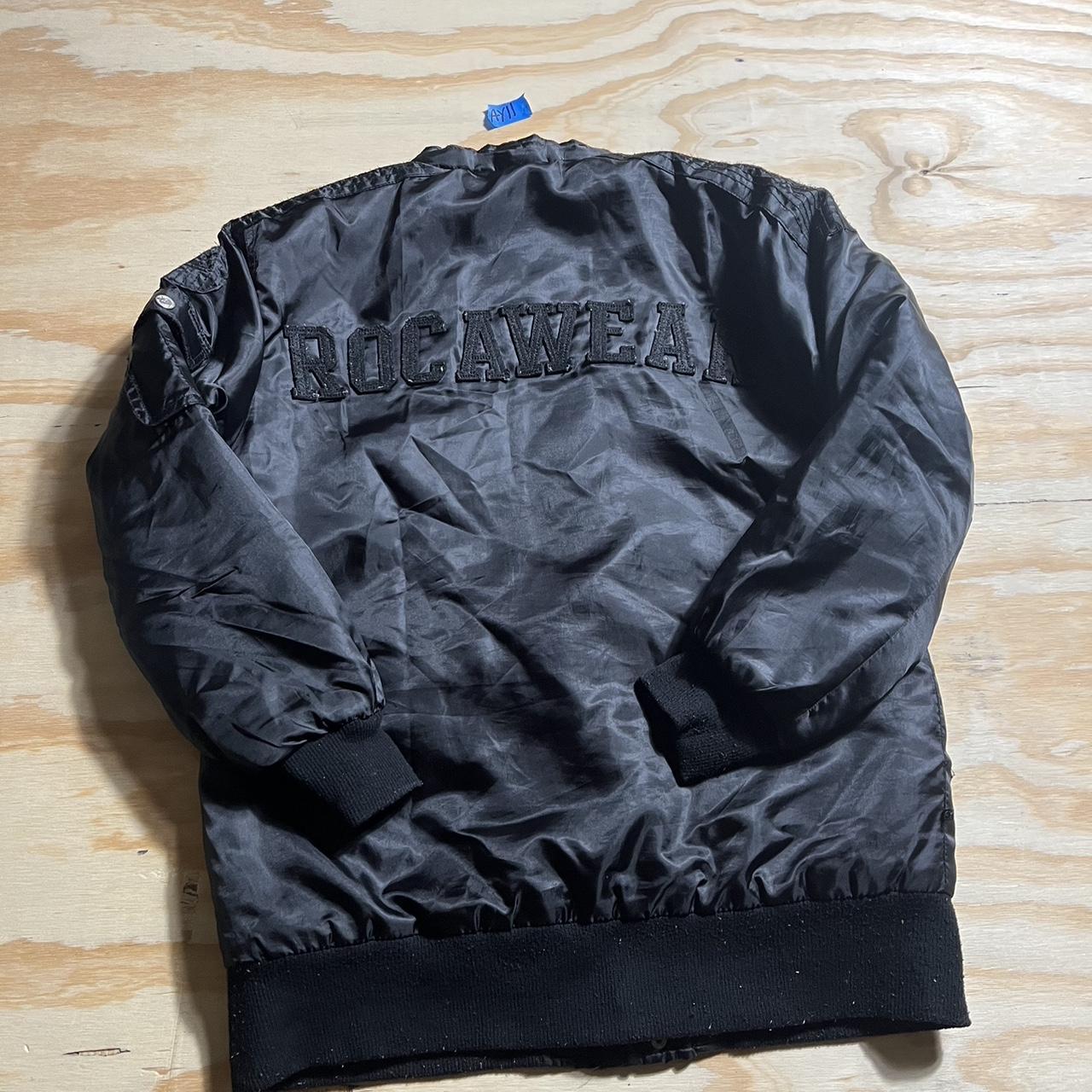 Youth large rocawear jacket. In good condition y2k | Depop