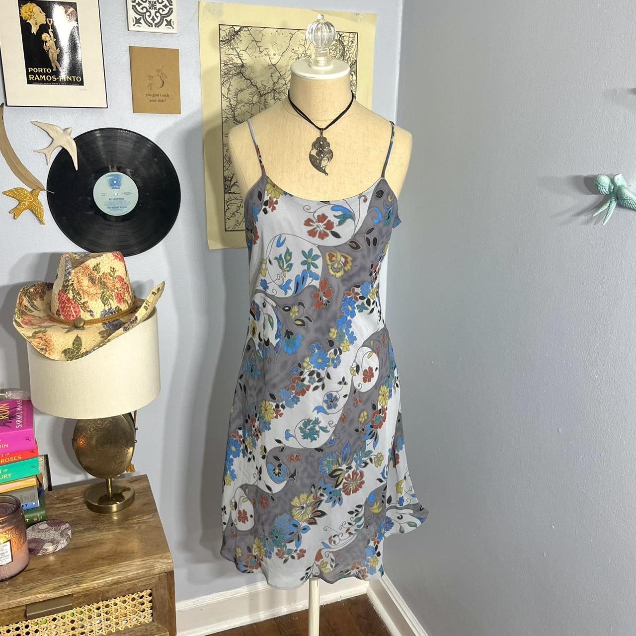 item listed by thanksitsthrifted