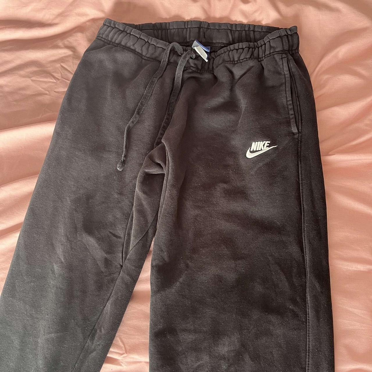 Nike Men's Joggerstracksuits Depop