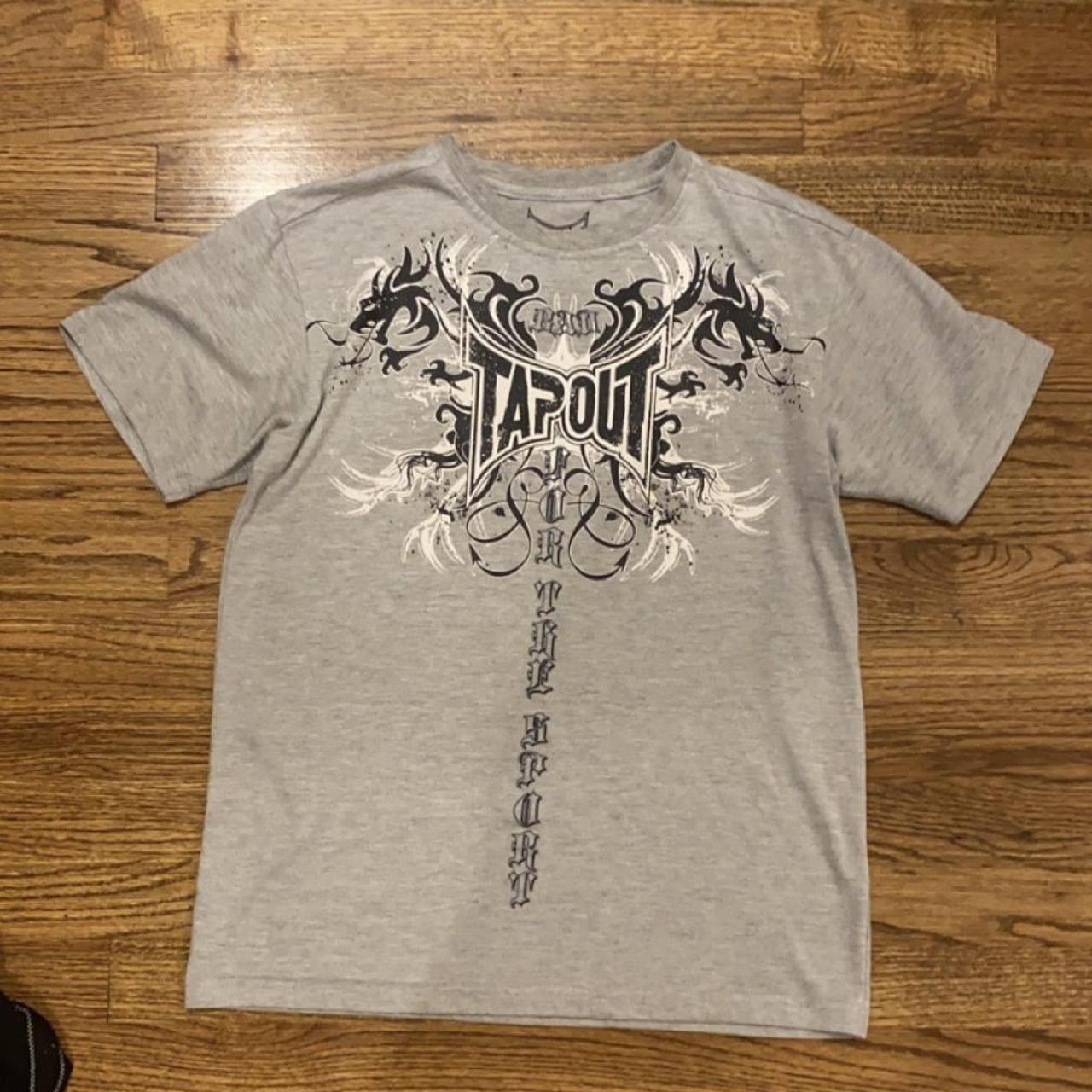 Tapout shirt grey it says large but it fits like a... - Depop
