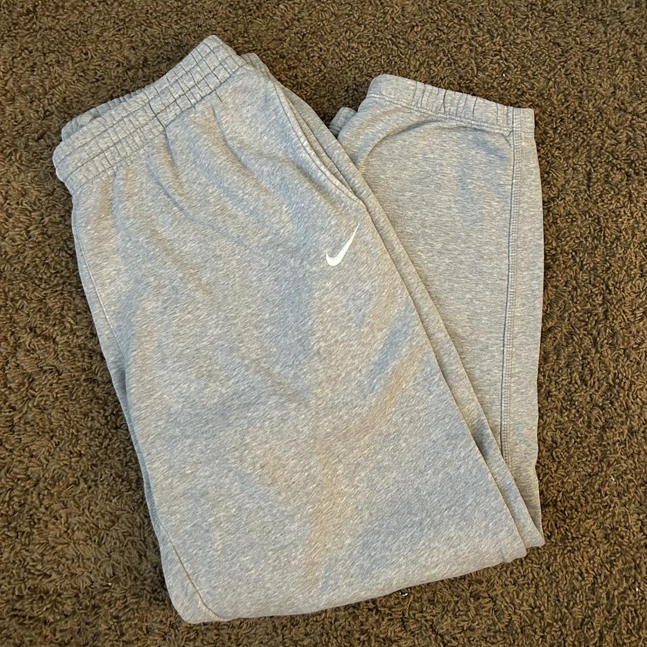 Vintage grey loose fit Nike sweatpants nike vintage Depop
