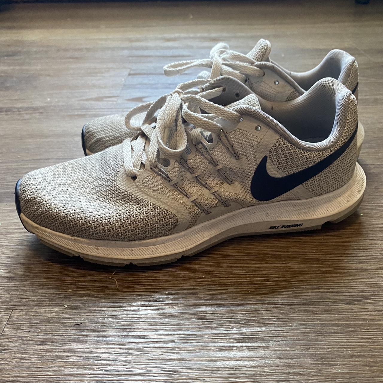 ladies grey nike running trainers
