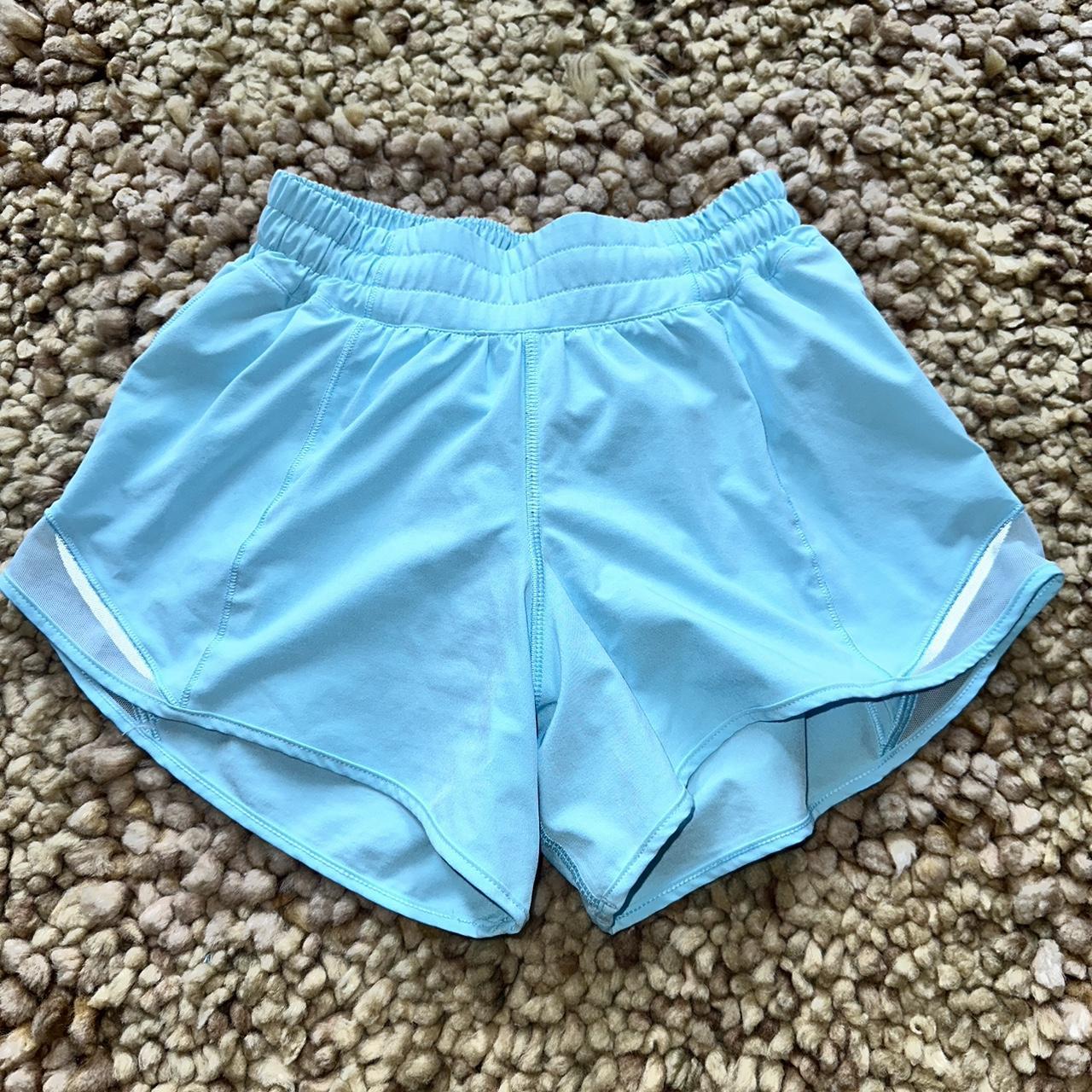 super cute teal lulu shorts size 2 tall in perfect