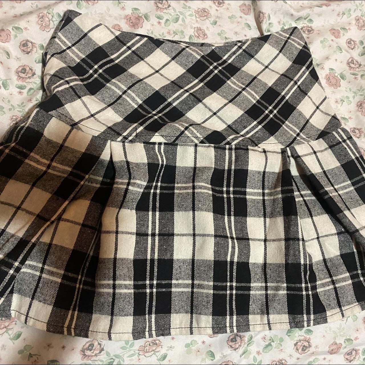 Black and white plaid skirt Size: small Condition:... - Depop