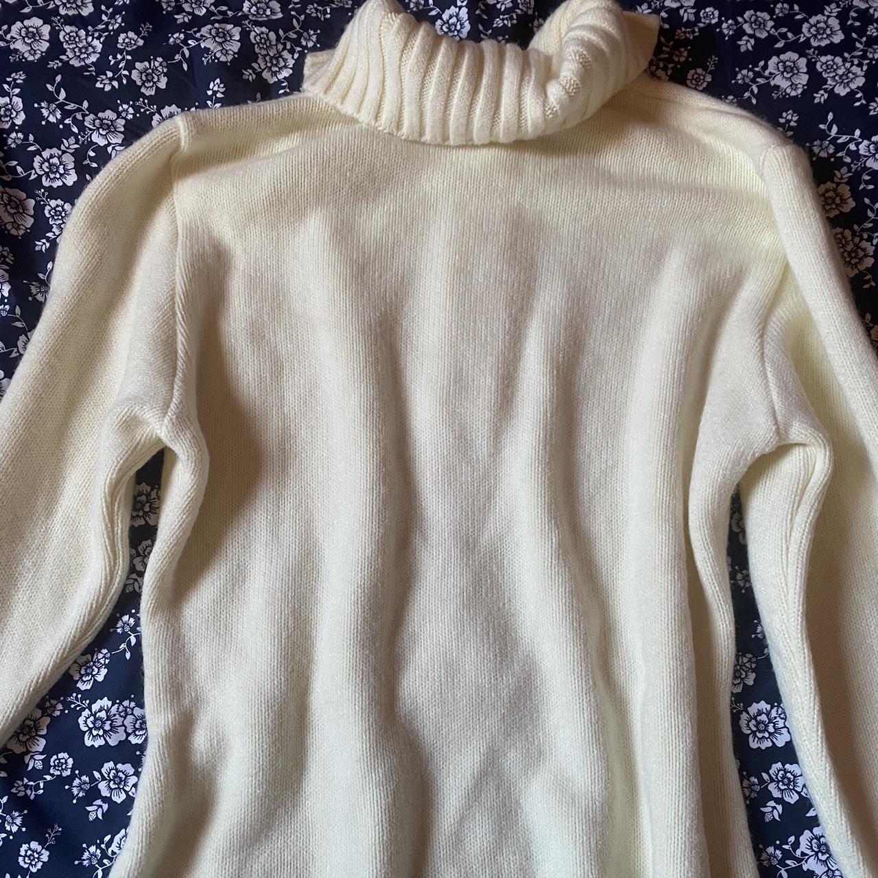White knit sweater ! Really cute for the winter and... - Depop