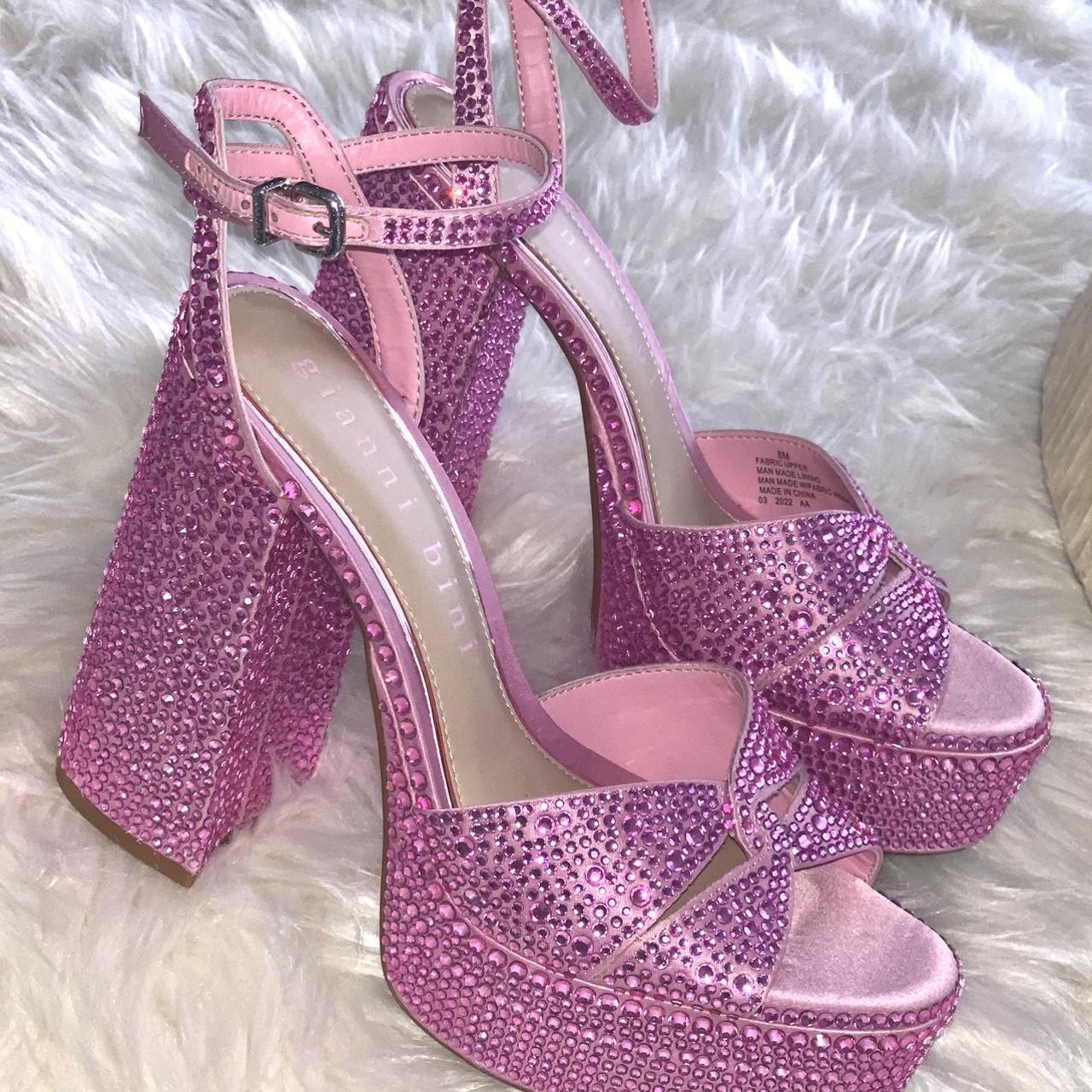 comfortable nude shoes