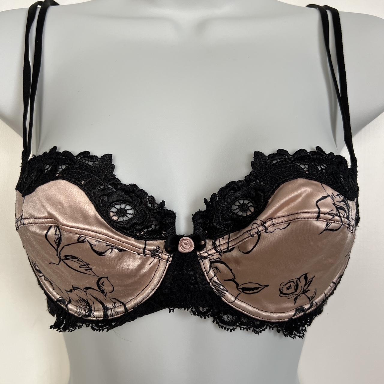 34c bra - Depop