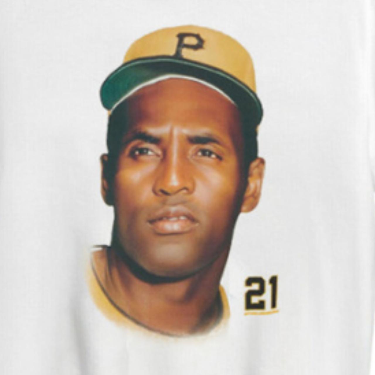 Nike Pittsburgh Pirates Roberto Clemente - Depop