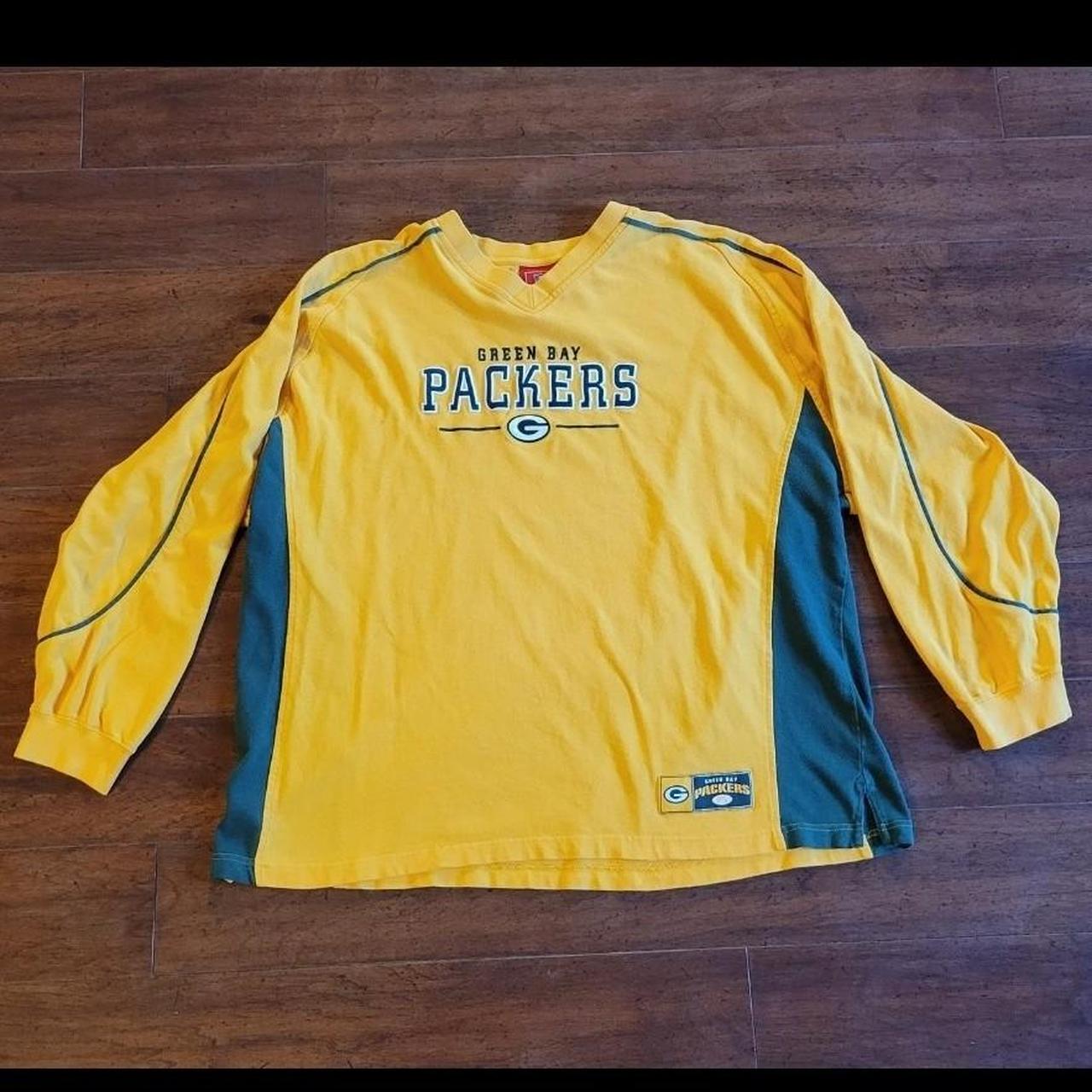 Green Bay Packers Long Sleeve T-Shirt • Size: - Depop