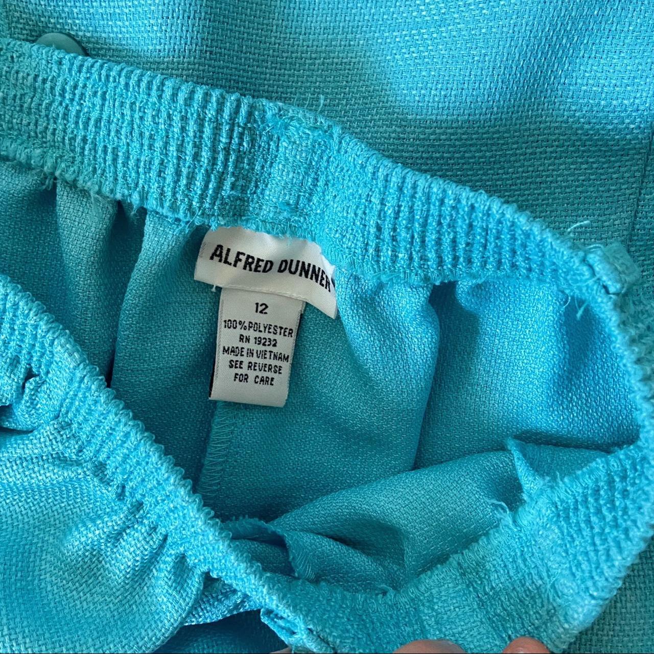 Alfred Dunner Women's Blue and White Suit | Depop