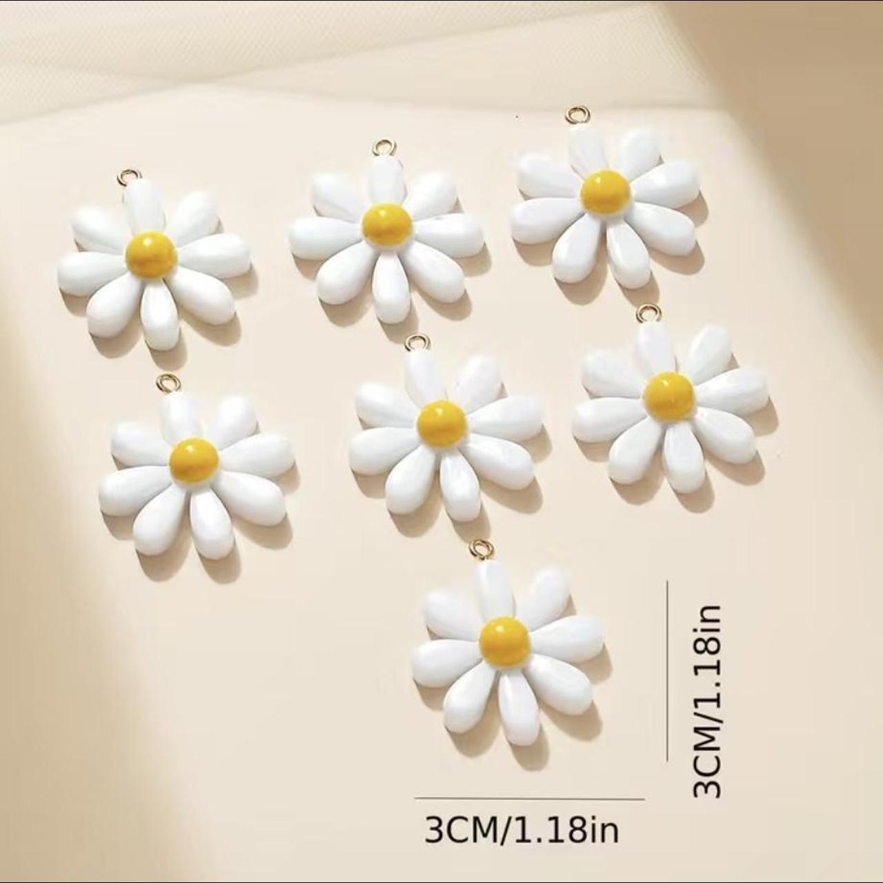 Women's White and Yellow Jewellery (2)
