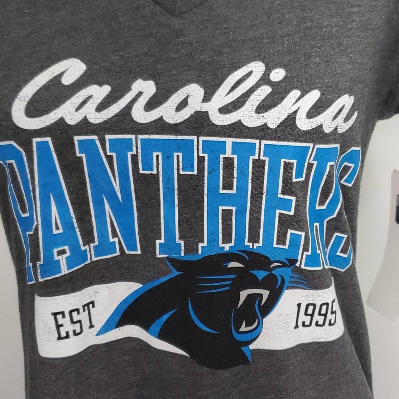 Carolina Panthers T-shirt SZ L Please see photos - Depop