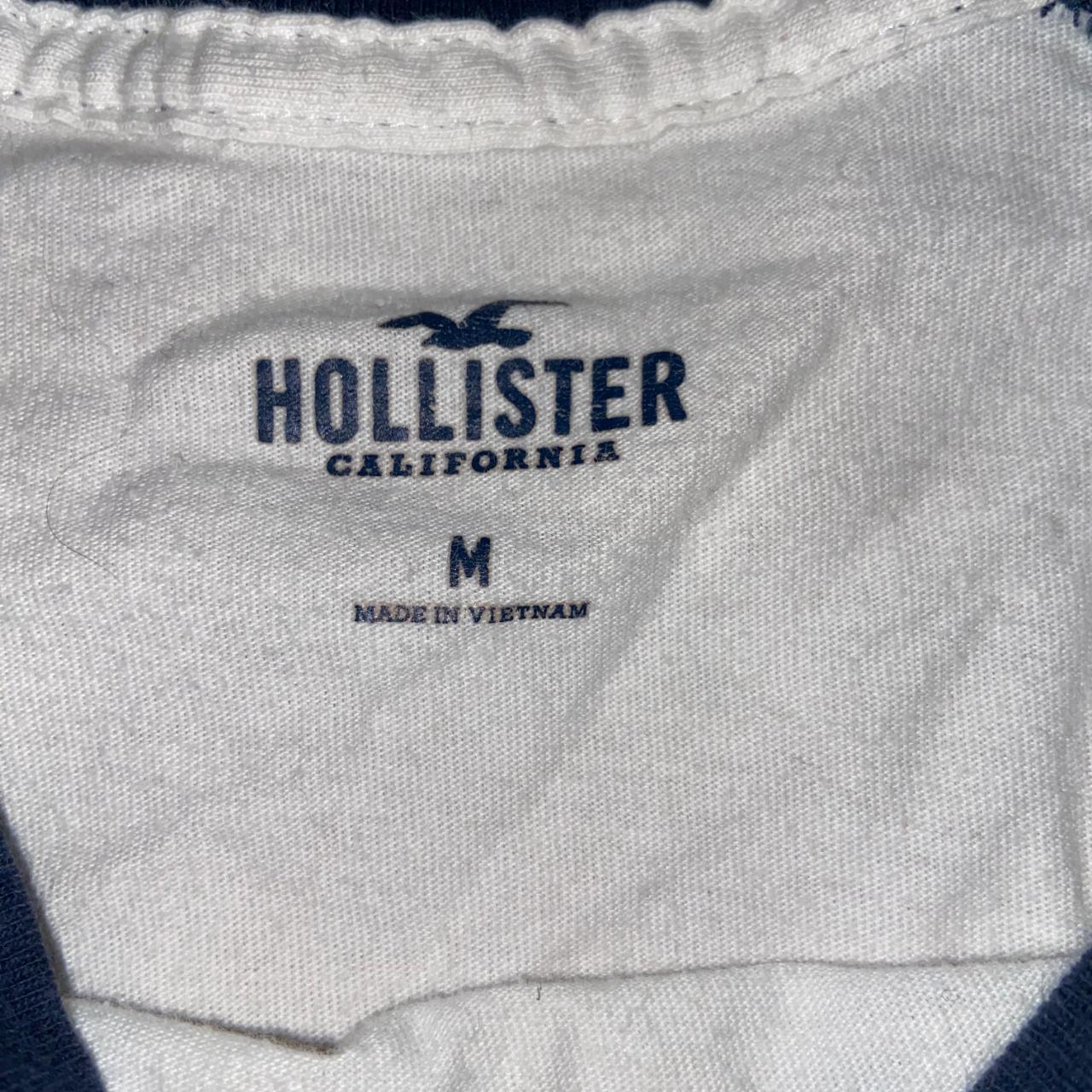 white 2000s thrifted Hollister top - Depop