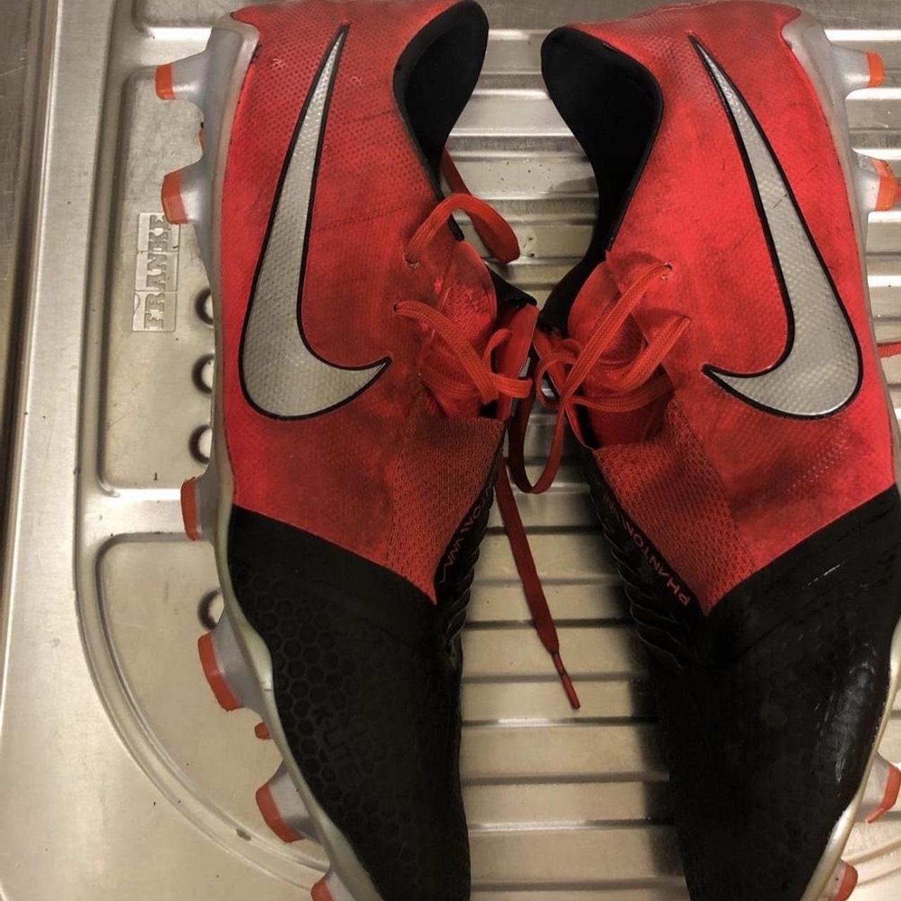 phantom venom elite football boots