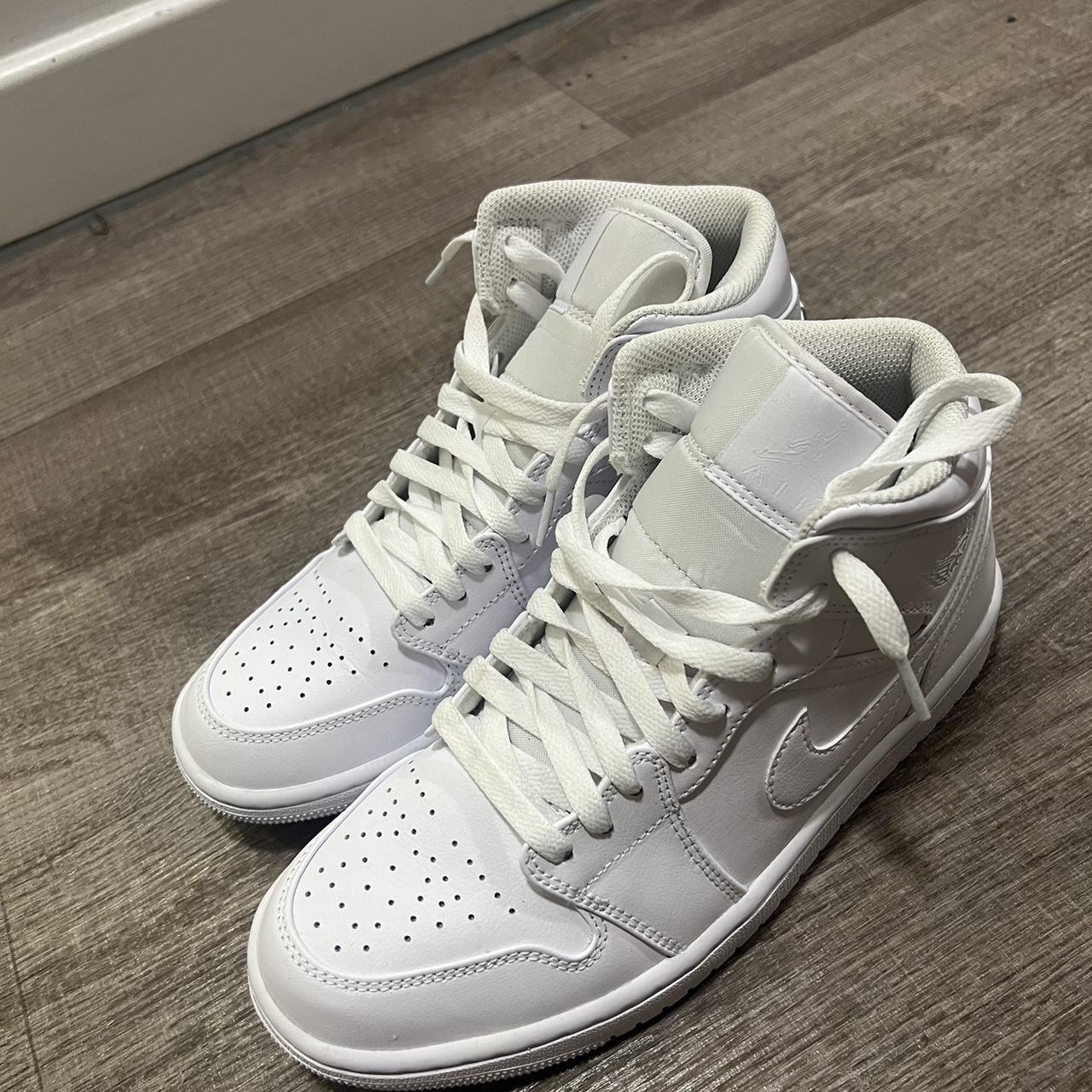 white jordan 1’s high , size 6 , never worn outside... - Depop