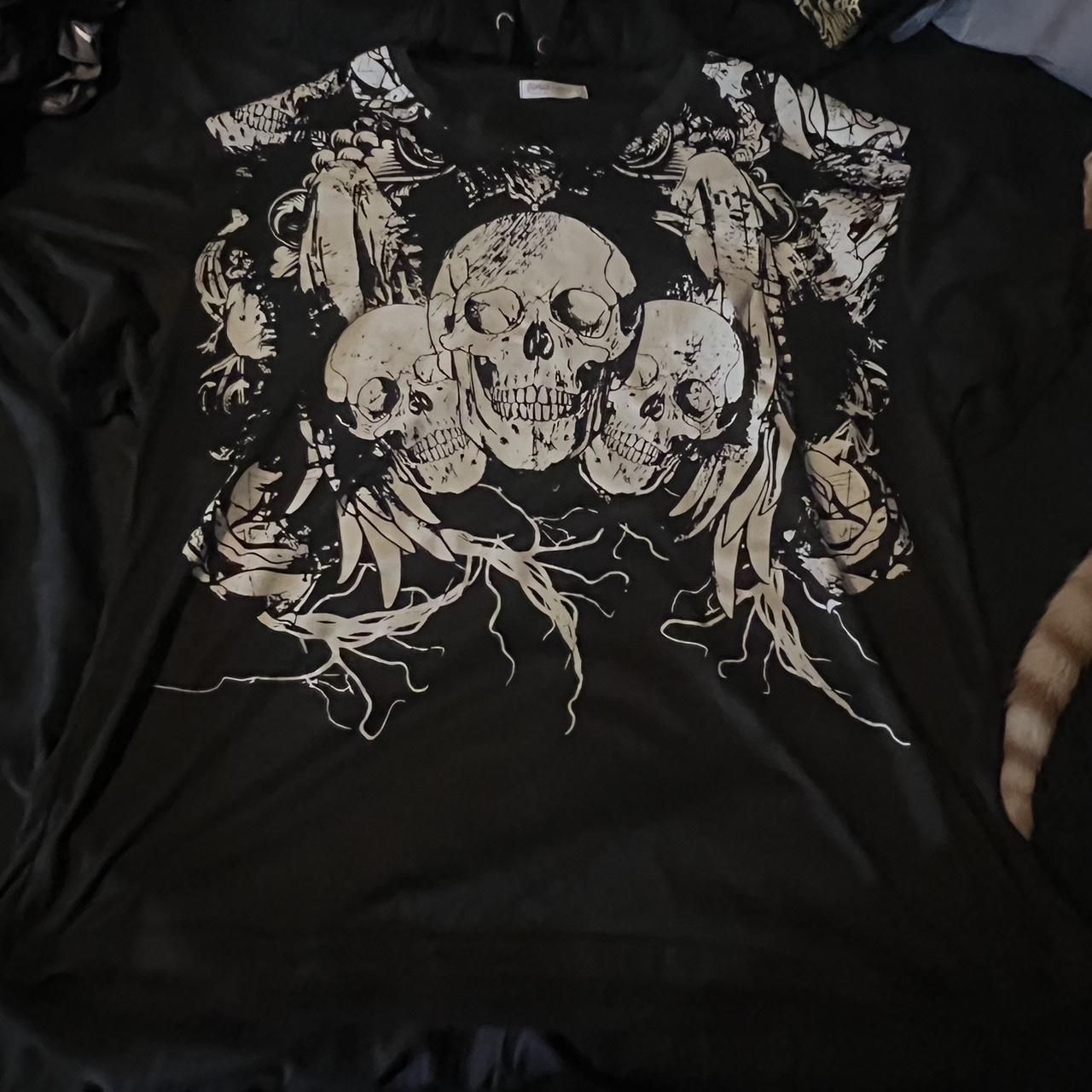 black skull shirt - Depop