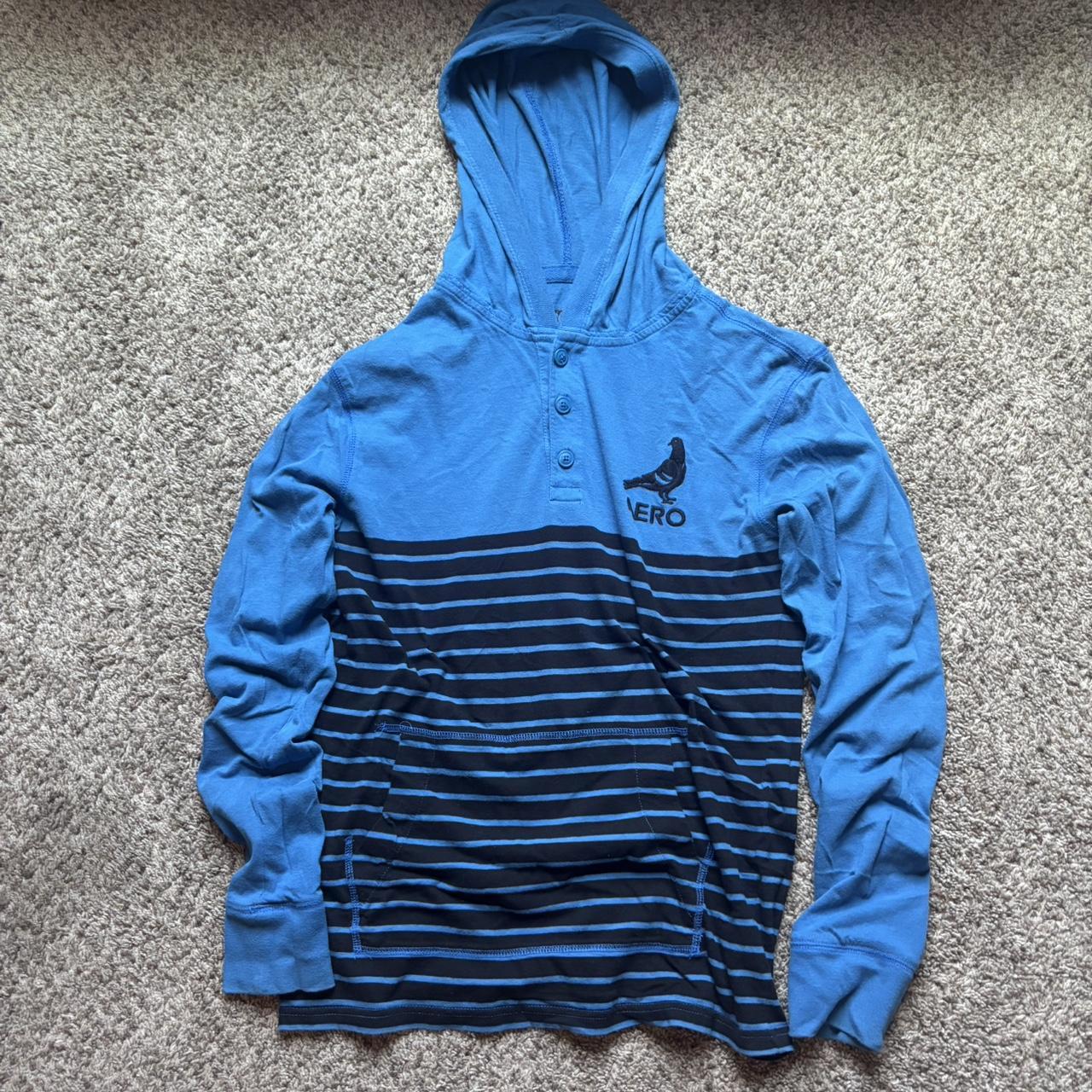Aeropostale Women's Hoodie - Blue - S – 2000's vintage Aeropostale blue and black bird …
