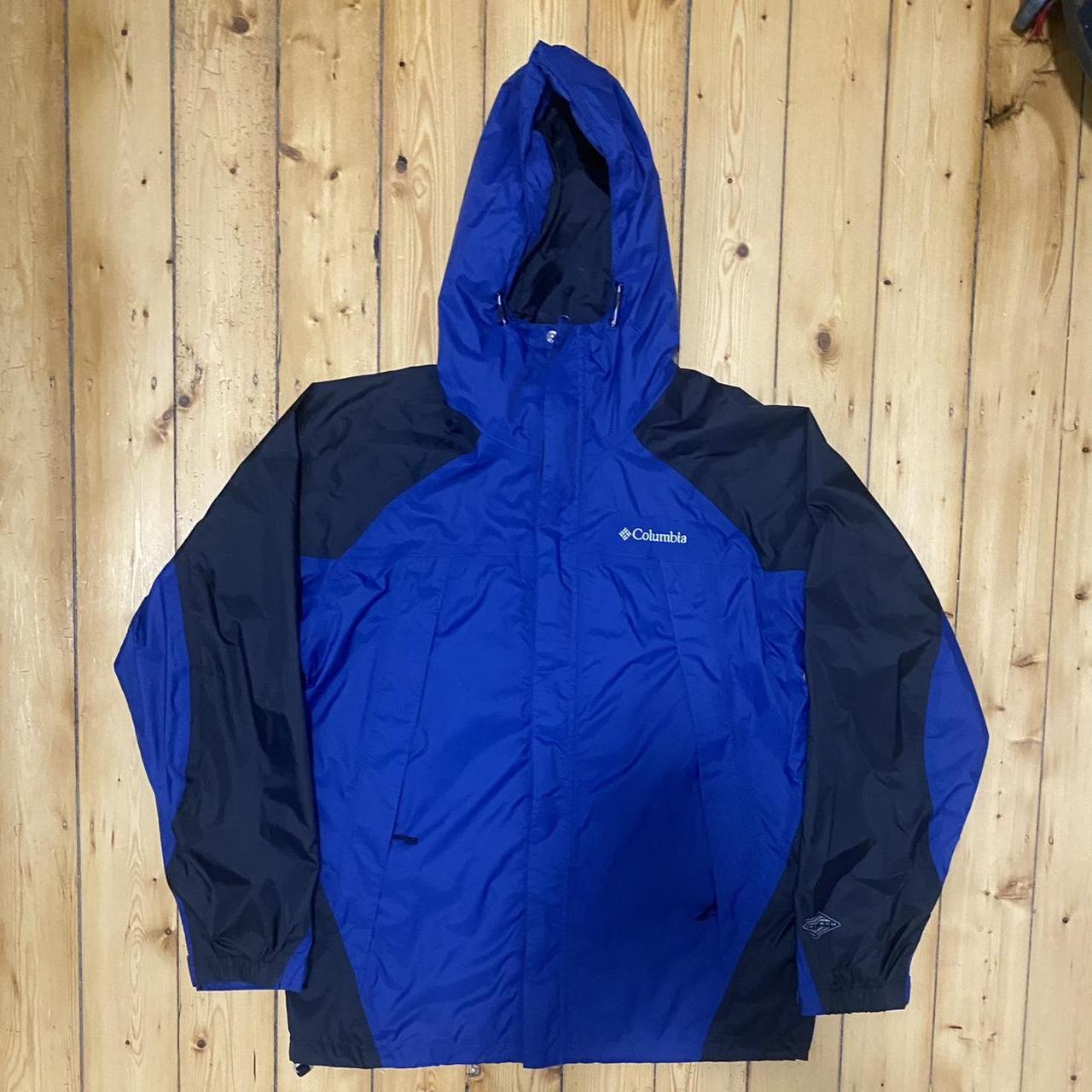 Columbia Hooded Shell Jacket size M fits... - Depop