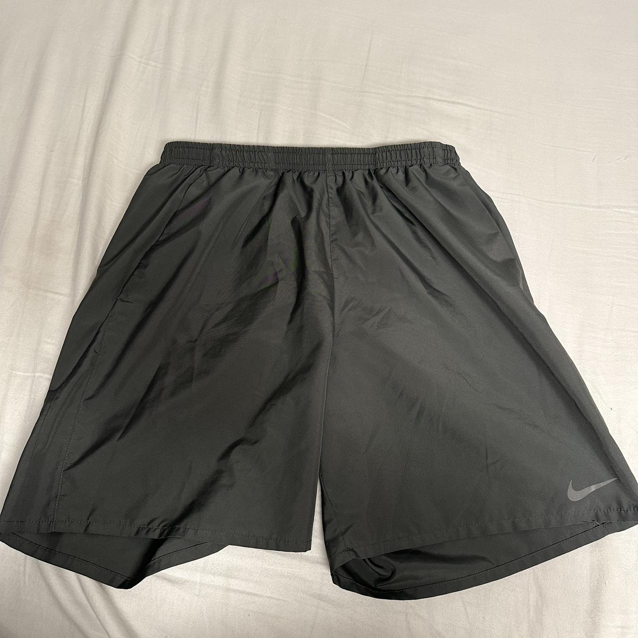 Nike Men's Grey Shorts | Depop