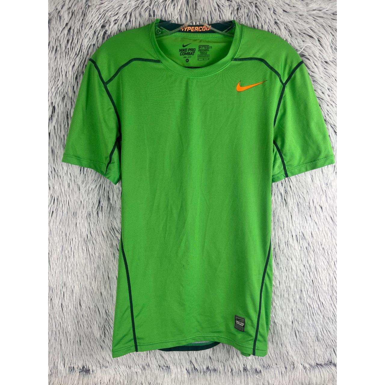 Nike Men's Green Tshirt Depop