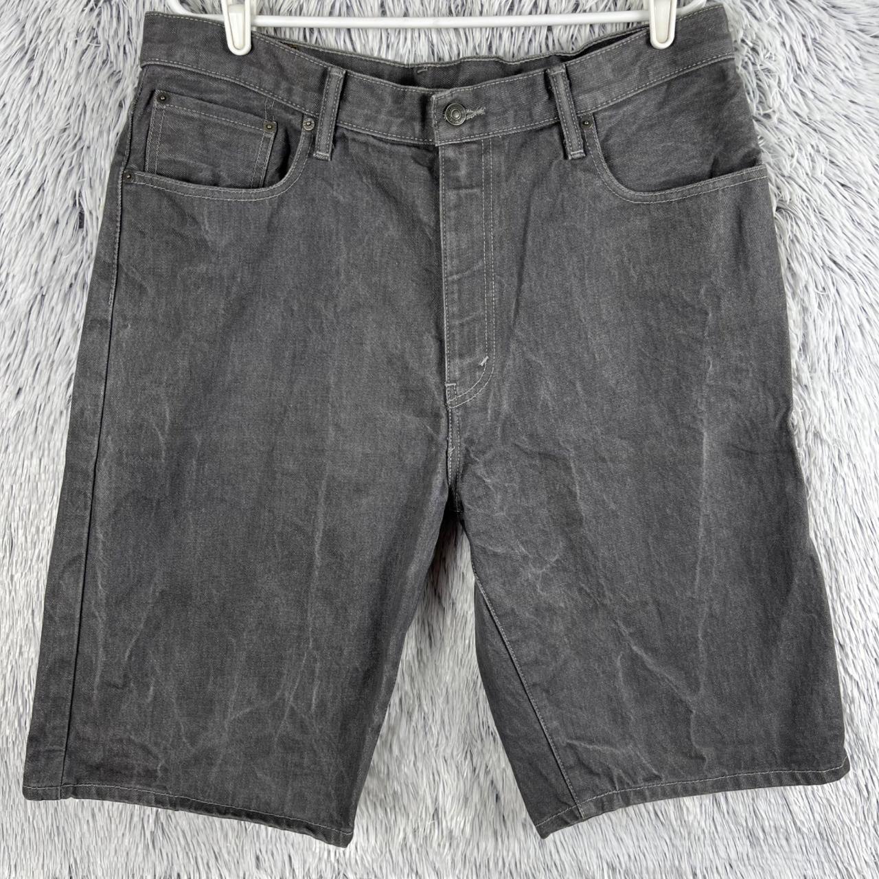 Levi S Men S Grey Shorts Depop   P0 