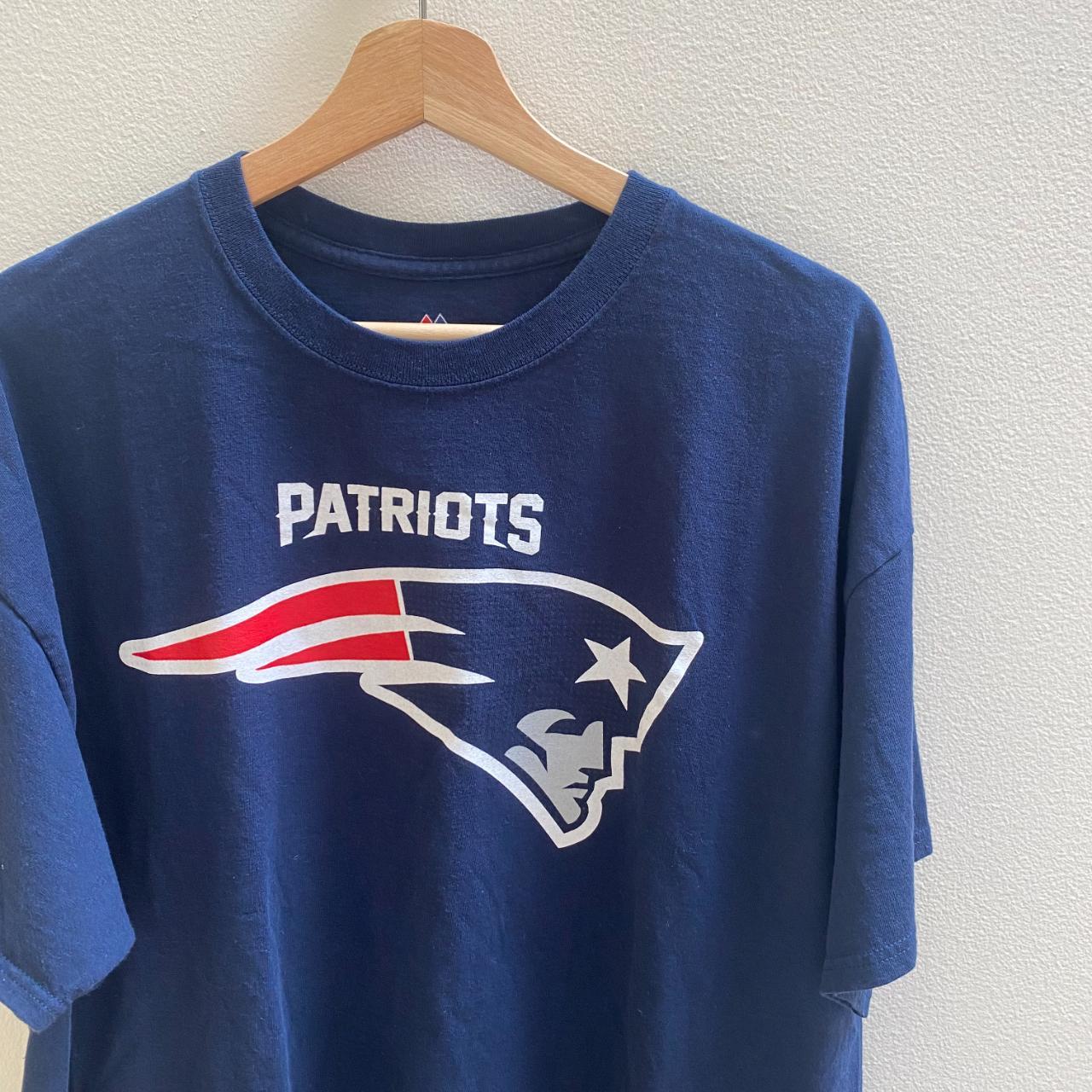 New England Patriots V-Neck Unisex T-Shirt - TeeHex