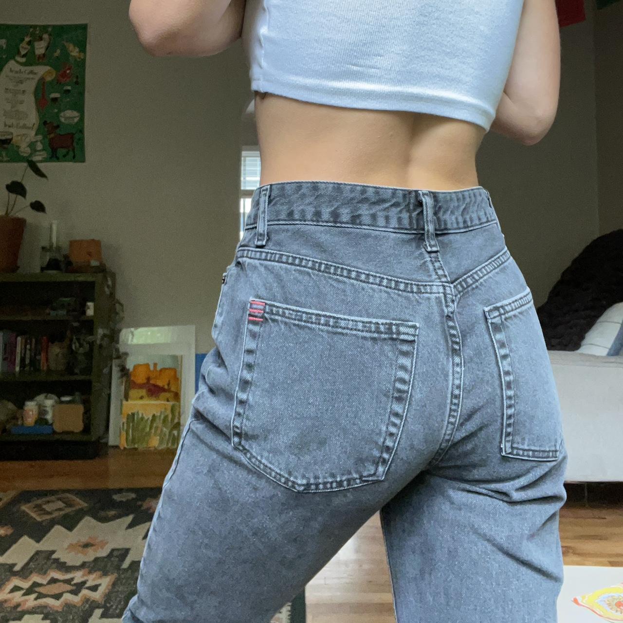 BDG high rise mom size 26”, true Depop