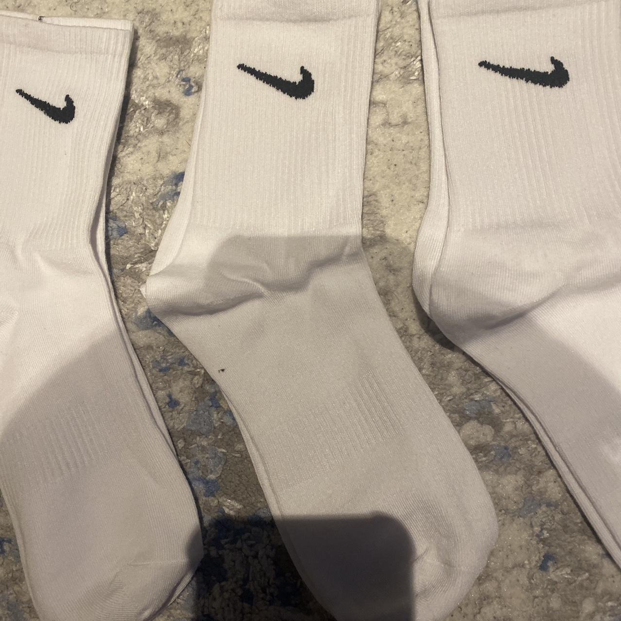 mens white nike socks amazon