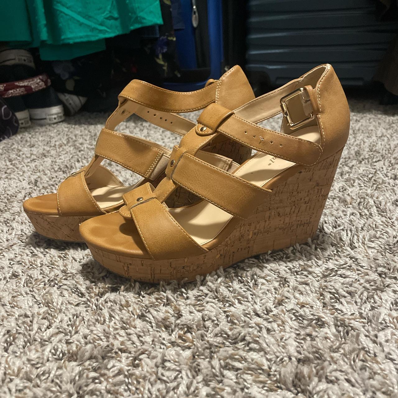 item listed by lindseyhugg