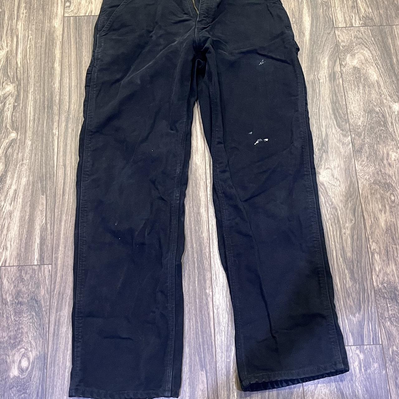 32x32 Carhartt heavy duty work pants Depop