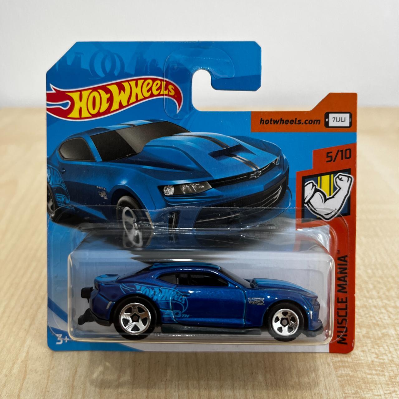 Hot Wheels 18 COPO CAMARO SS Muscle Mania 71 250. Depop