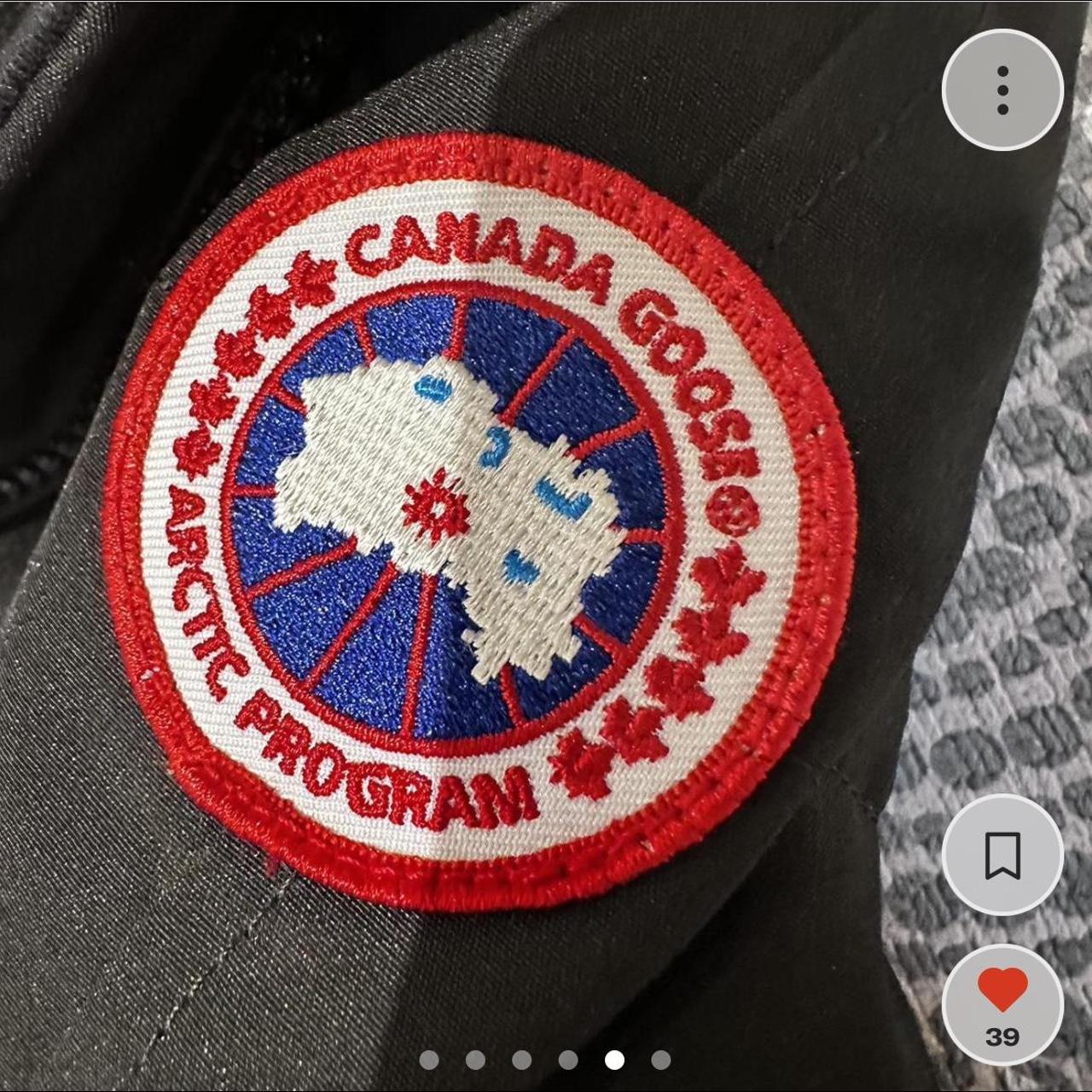 100% authentic Cropped Canada goose jacket Down... - Depop