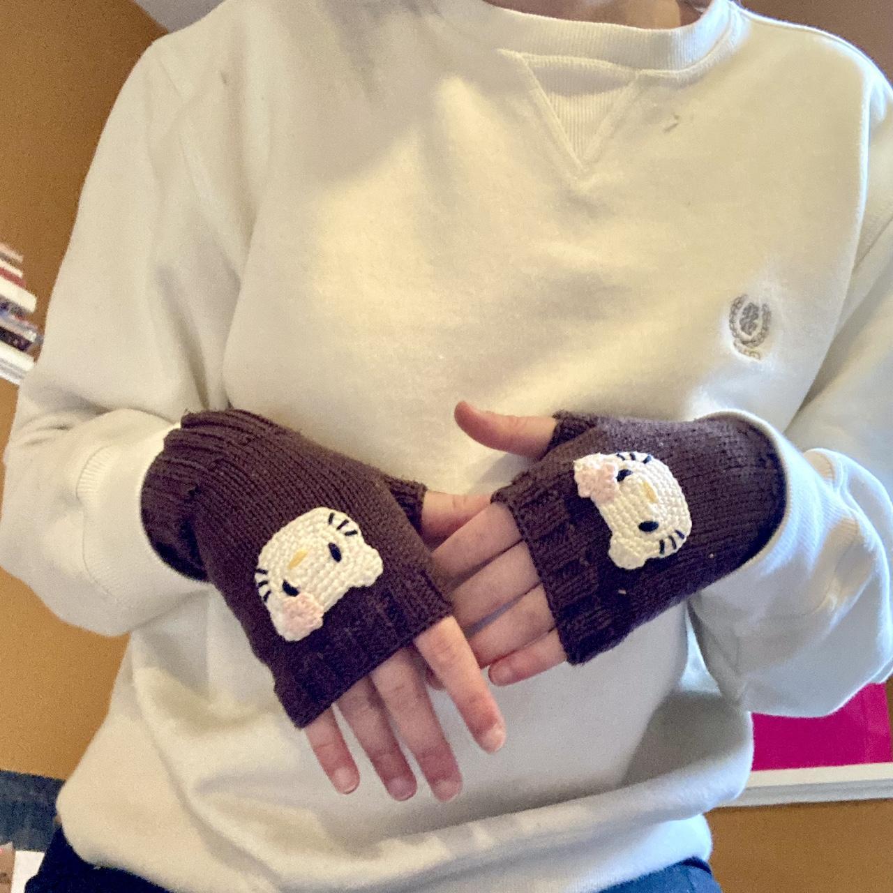 hello kitty fingerless gloves!!, cute handmade