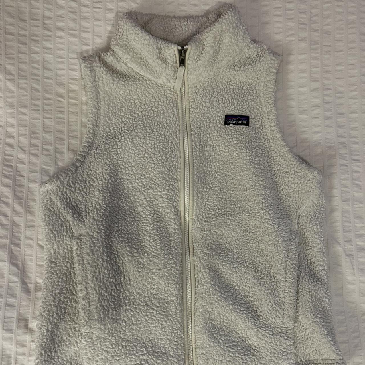 PATAGONIA White Furry Vest. Kids Size XL 14