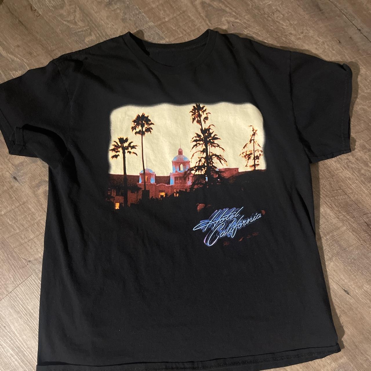 Eagles Hotel California shirt -tag ripped off but... - Depop