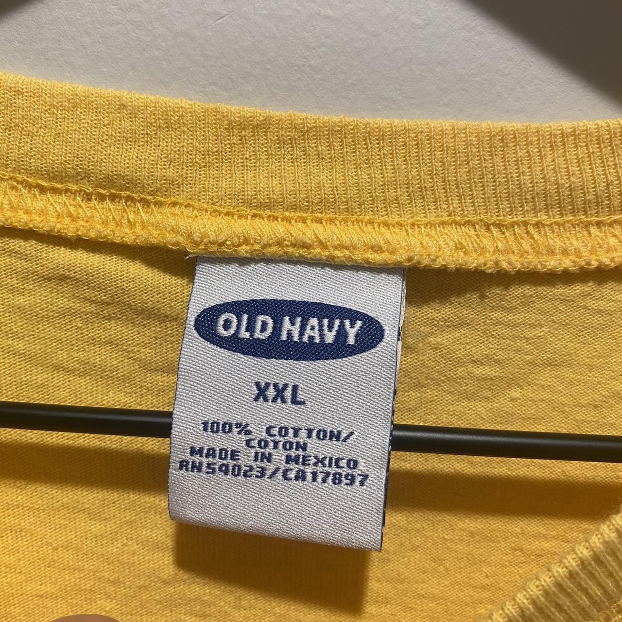 super vintage old navy tee condition 10/10 size Depop