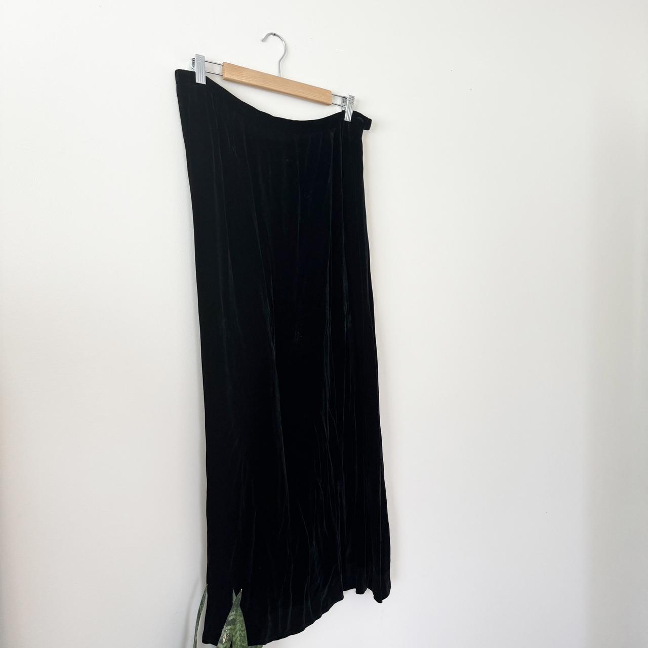 Eileen Fisher velvet maxi skirt brand Eileen. Depop