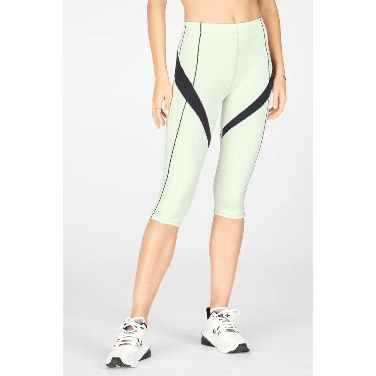 Fabletics High-Waisted PureLuxe Contour Ultra Crop - Depop